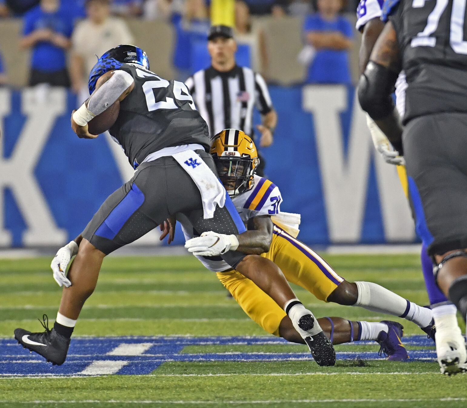 lsukentucky.101021 HS 2140.JPG